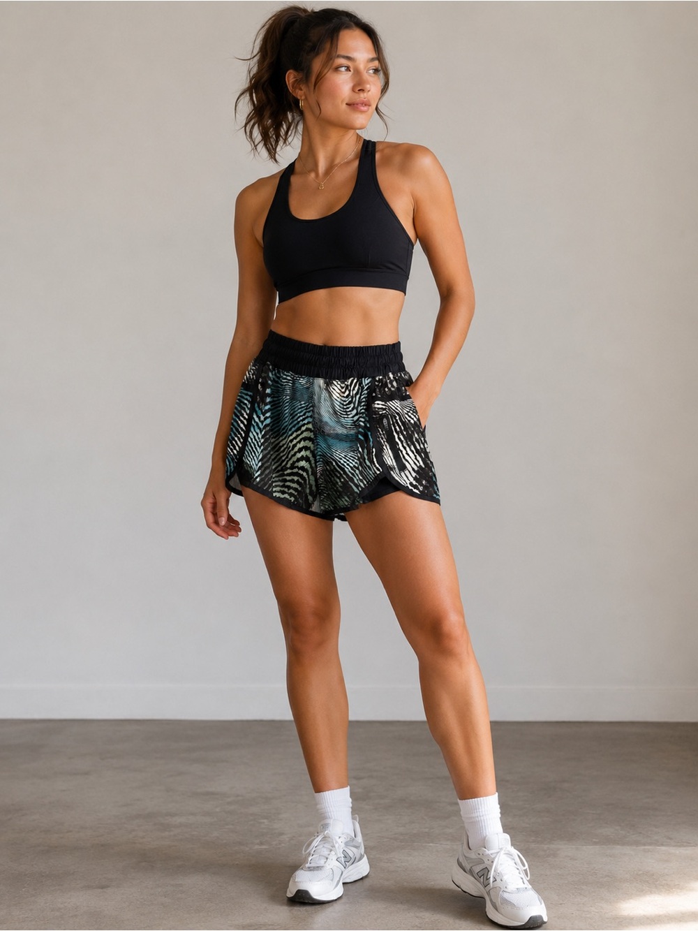 Lululemon Tracker Short III Size 8